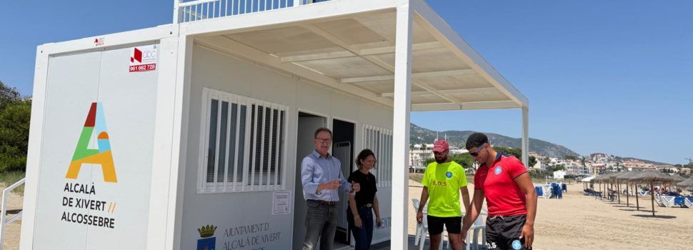 L’Ajuntament d’Alcalà-Alcossebre adquireix noves postes de salvament per a les platges amb fons europeus