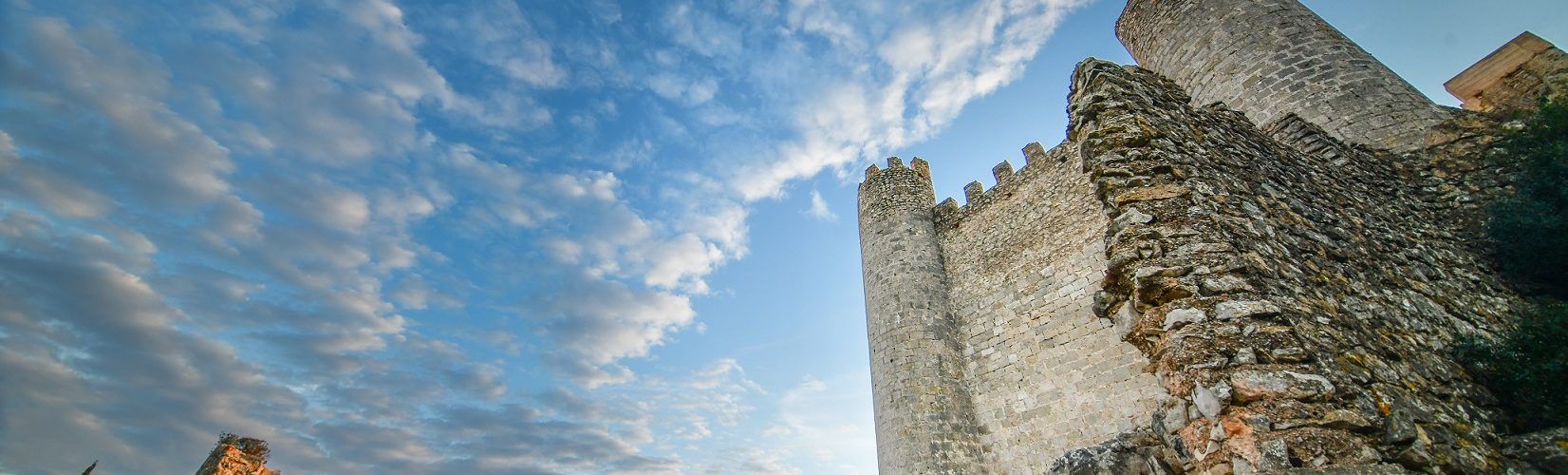 Comença la nova campanya de visites guiades gratuïtes al castell de Xivert i ermita de Santa Llúcia