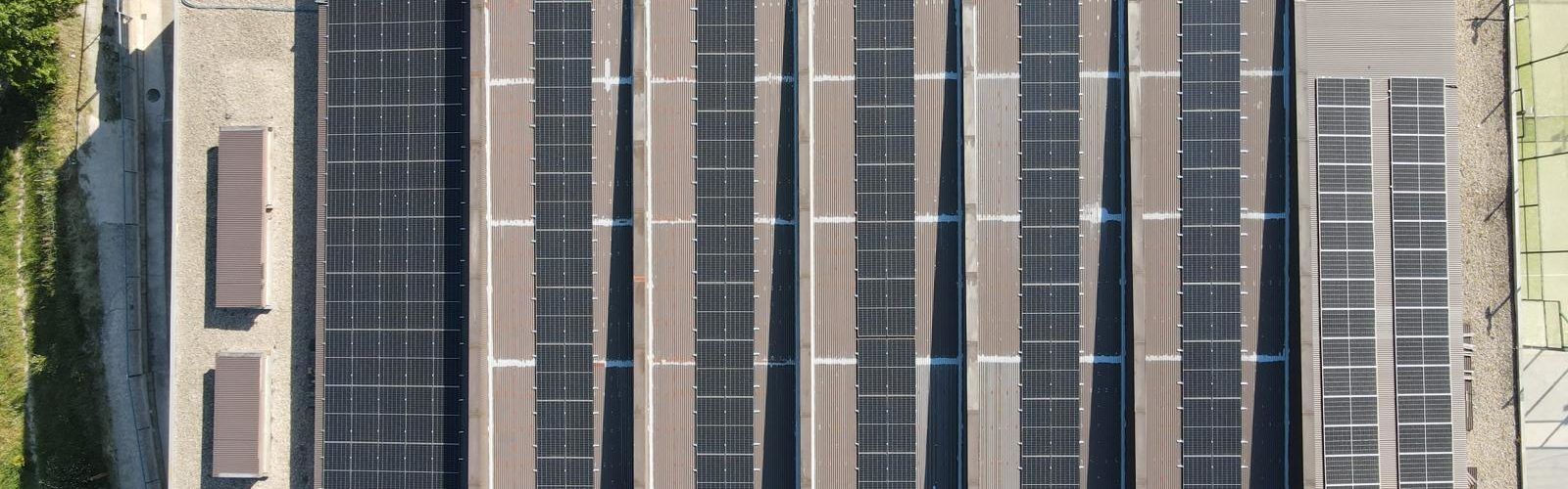 La teulada del poliesportiu de Morella suma 100 kw més de potència amb panells solars