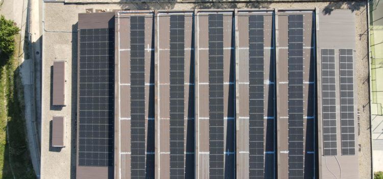 La teulada del poliesportiu de Morella suma 100 kw més de potència amb panells solars