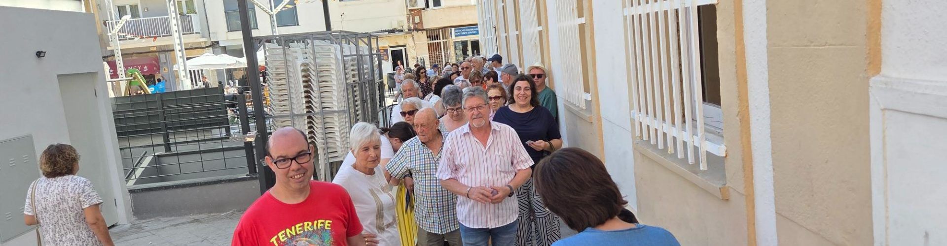 Recollida de tíquets per al lot dels majors de 70 anys