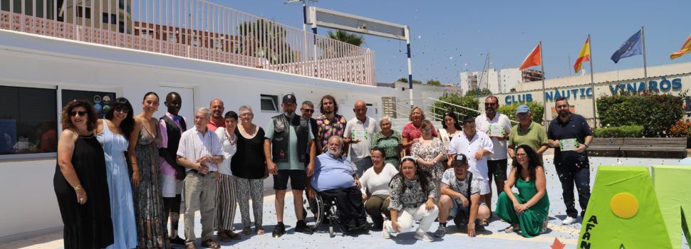AFANIAD Maestrat celebra su I Comida Solidaria con un hermanamiento con el Club Náutico de Vinaròs y un acto de reconocimientos