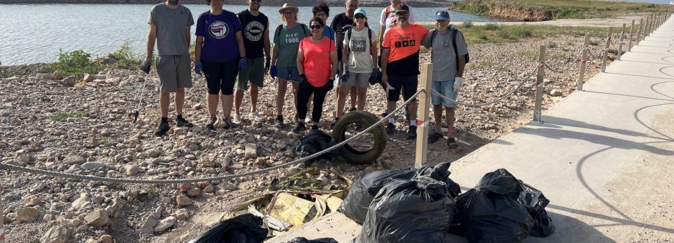 Compromís recull 200 kg de residus en la campanya de neteja de la Mar Xica i la Rambla de Cervera