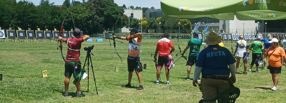 Antonio López Carvajal logra la medalla de bronce en el Campeonato de España de Veteranos de Tiro con Arco Olímpico