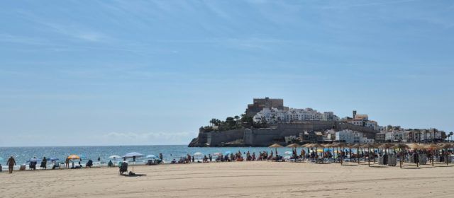 Peníscola encara el primer mes de l’estiu amb bones expectatives per al sector turístic