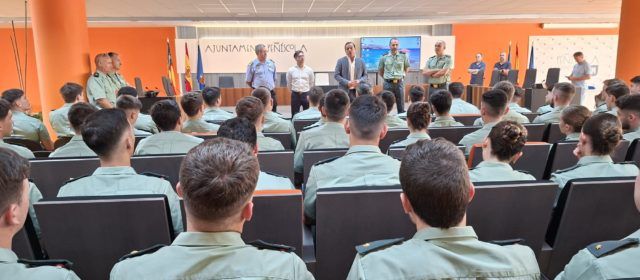 Peníscola rep l’alumnat de tercer curs de l’Acadèmia d’Oficials de la Guàrdia Civil