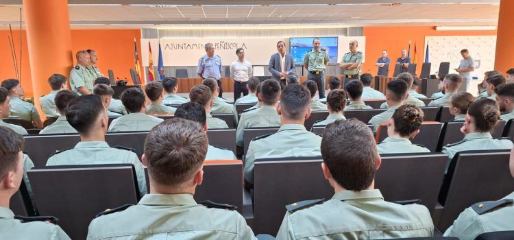 Peníscola rep l’alumnat de tercer curs de l’Acadèmia d’Oficials de la Guàrdia Civil