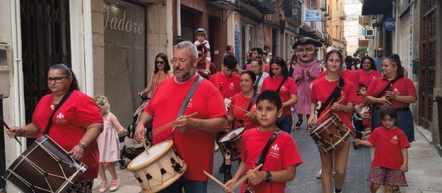 Cercavila de dolçaina i tabal de festes