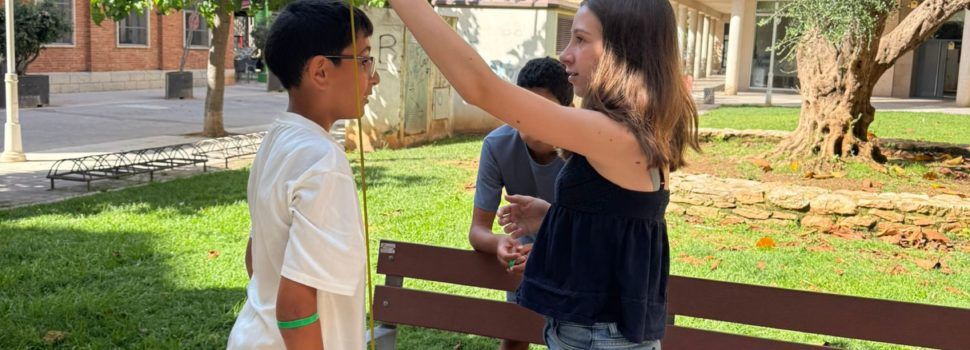 Alumnat de l’IES Joan Coromines, en la primera ruta matemàtica a Benicarló