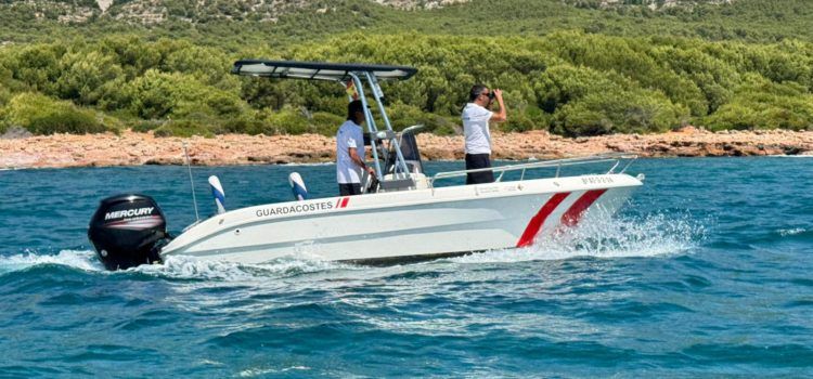 La Generalitat refuerza la protección del litoral con una nueva base del equipo de guardacostas en la Reserva Marina Natural de Irta