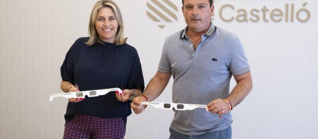 La Diputació de Castelló distribuïx 24.000 ulleres homologades entre 36 municipis amb població inferior a 5.000 habitants per a veure l’eclipsi solar