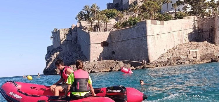 El servei de salvament i socorrisme en platges a Peníscola ha realitzat 274 assistències el mes de juny