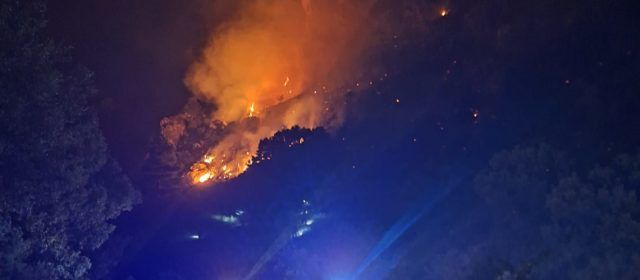Incendi controlat a Bel