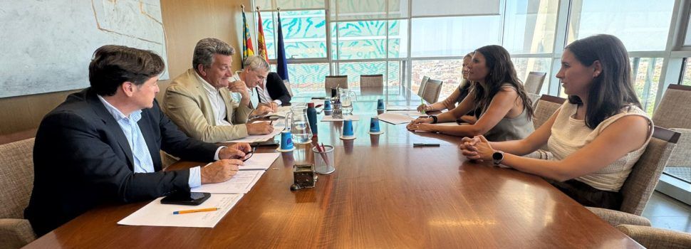 La Diputació impulsa un projecte pilot de transport públic a demanda per a garantir la mobilitat dels veïns de l’interior