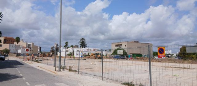 Compromís Benicarló reclama alternatives d’aparcament i un nou espai caní davant les obres dels pisos Palau