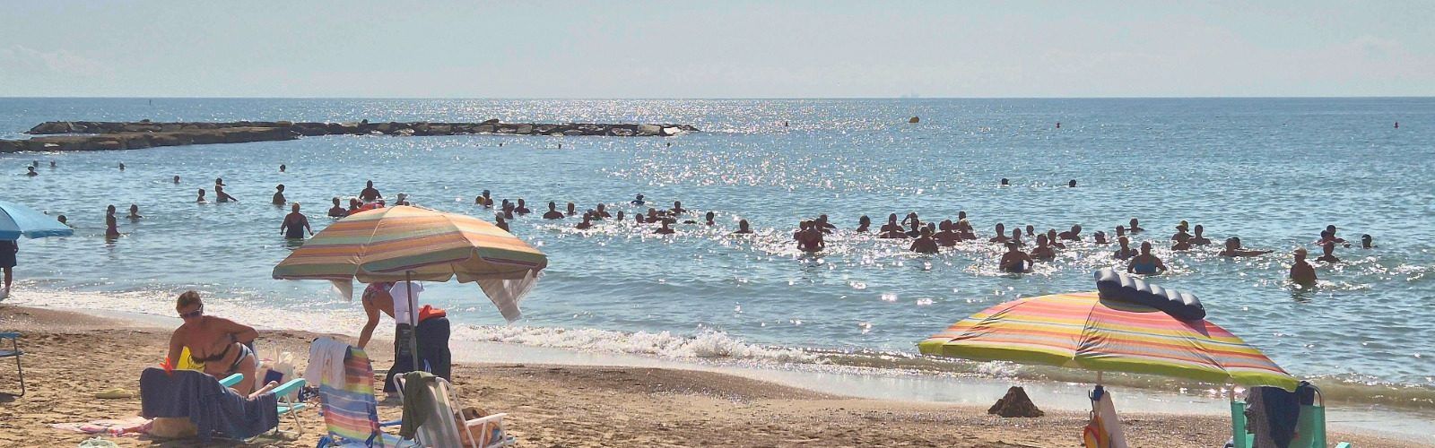 Fa molta calor i no està per a riure