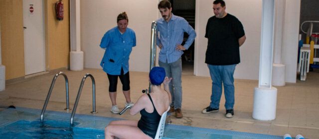 L’ajuntament millora l’accessibilitat de la piscina al poliesportiu de Morella