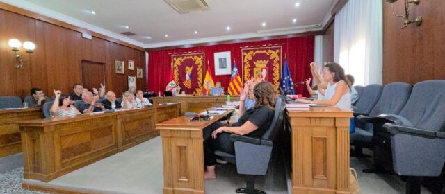 Només cinc punts en l’ordre del dia del ple de setembre