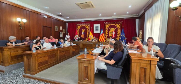 El ple de setembre aprova amortització de deute i allargar cinc mesos les obres de l’IES Vilaplana