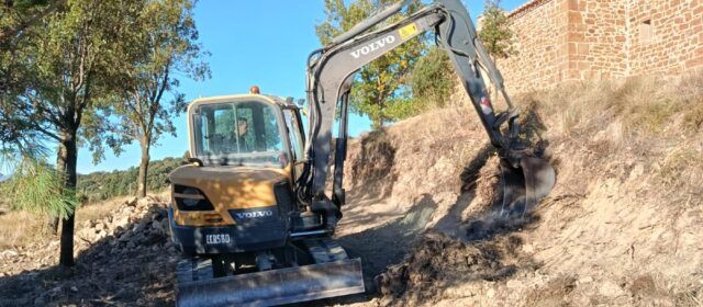 Benassal inicia la reparació del mur del camí de Sant Roc, danyat per la DANA
