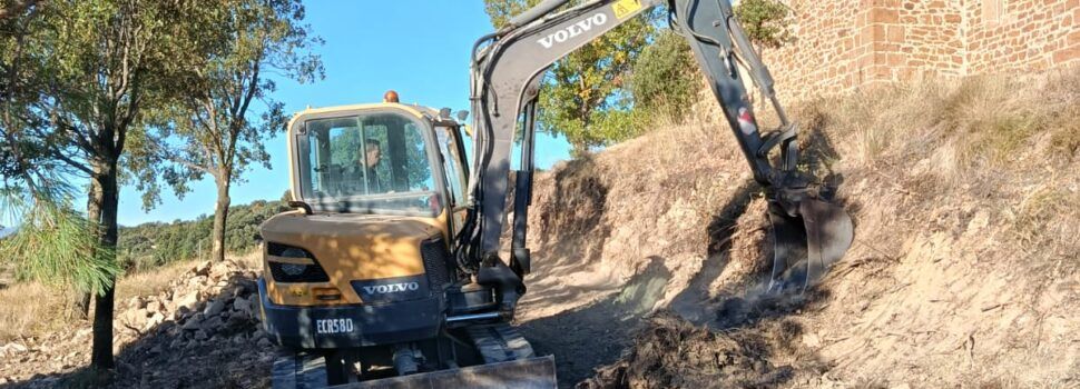 Benassal inicia la reparació del mur del camí de Sant Roc, danyat per la DANA