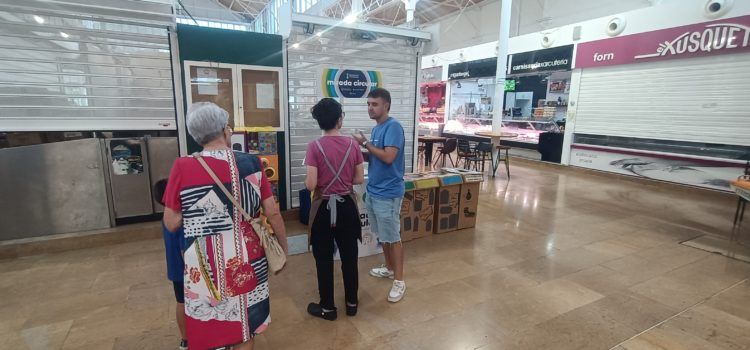 Vinaròs impulsa la sensibilización sobre el ciclo de los residuos con nuevas actividades en los mercados
