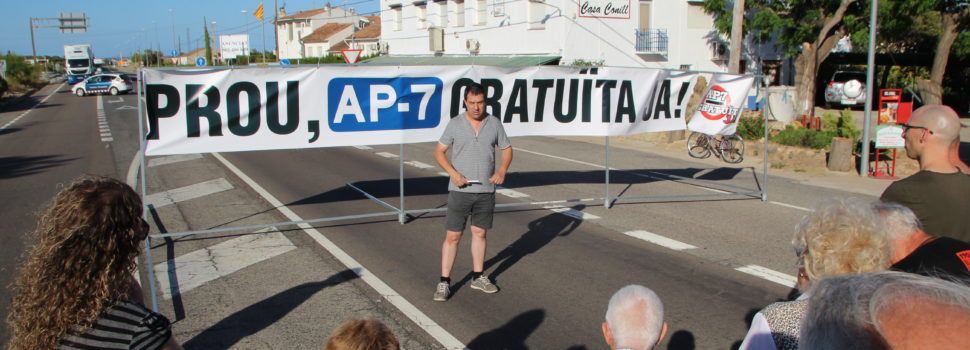 Vora l’Ebre: aixecament de barreres a l’autopista AP-7, feliç aniversari!