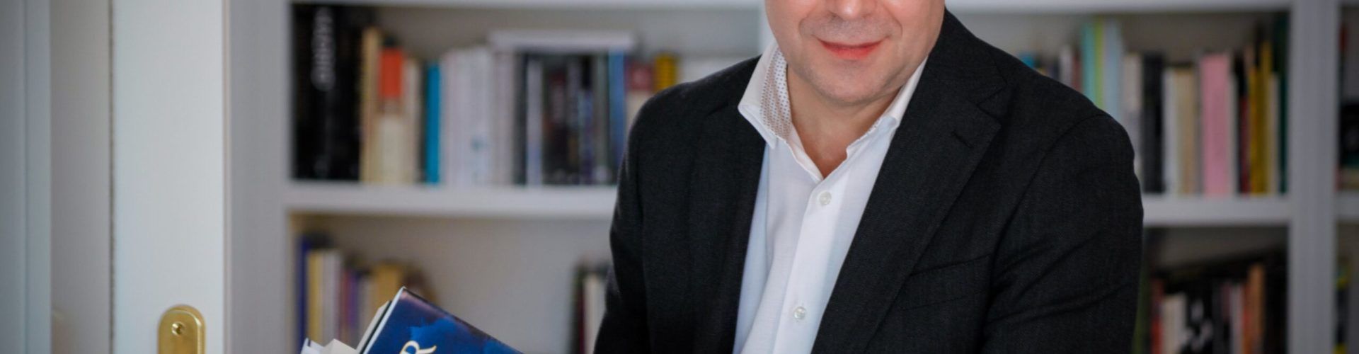 L’escriptor Javier Sierra participarà en una trobada cultural a Alcalà de Xivert