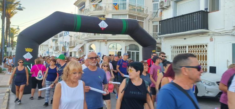 Caminada solidària per la Lliga contra el càncer a les Cases
