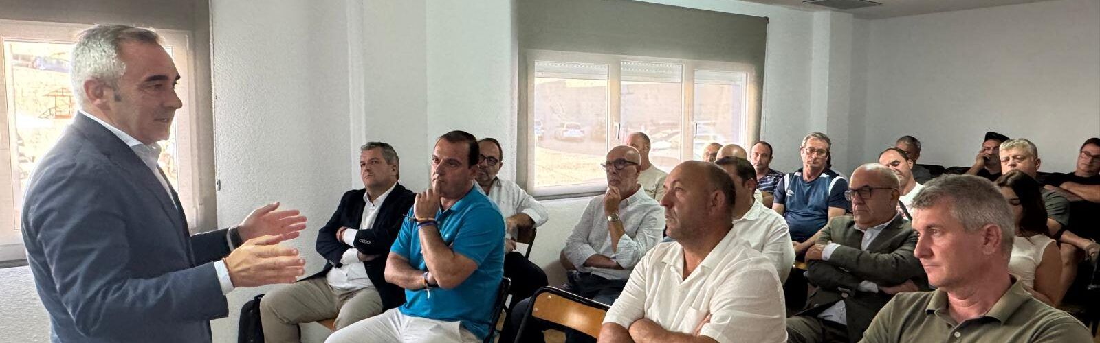 Agricultura incrementa un 47 % el presupuesto para la pesca valenciana y reclama a la UE una normativa adaptada al Mediterráneo