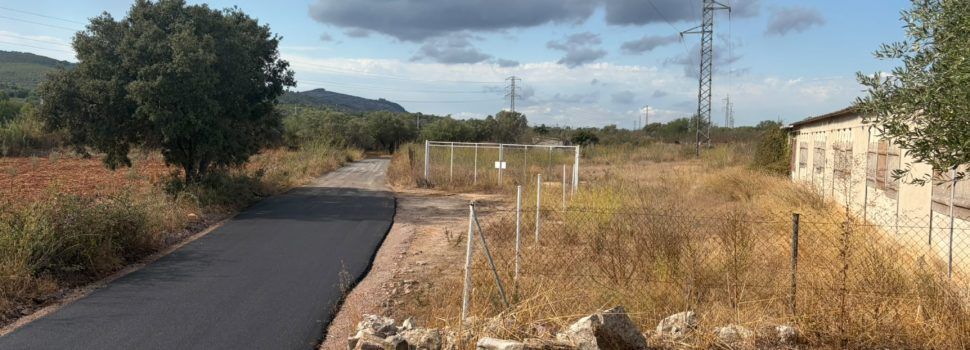 Santa Magdalena millora el ferm del camí Camp Roig