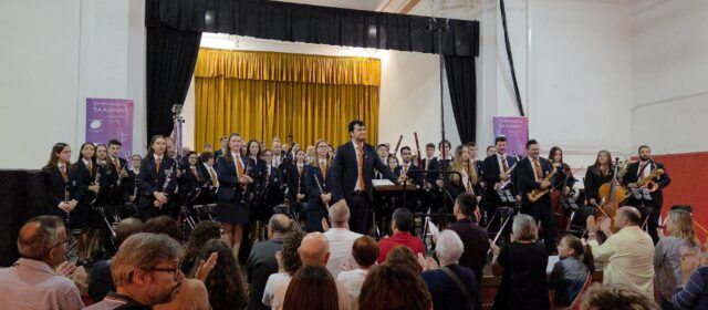 Un concert molt vinarossenc de La Alianza