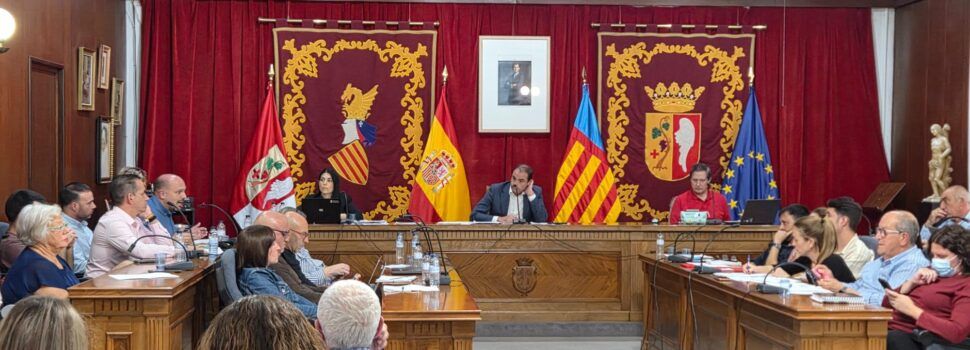 Ple ordinari d’octubre amb Juan Amat com alcalde en funcions