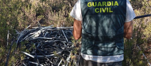 Cuatro detenidos en Reus por ocho robos de cable de cobre en parques eólicos de Todolella y Vilafranca