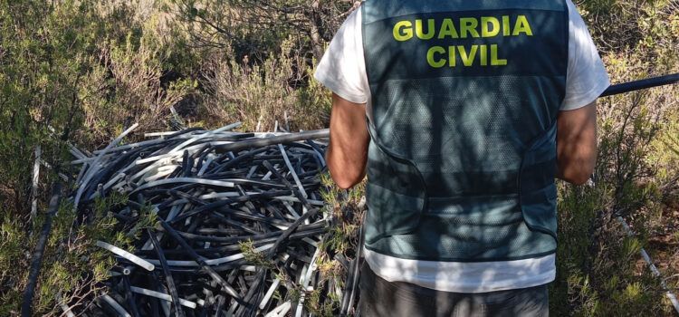 Cuatro detenidos en Reus por ocho robos de cable de cobre en parques eólicos de Todolella y Vilafranca