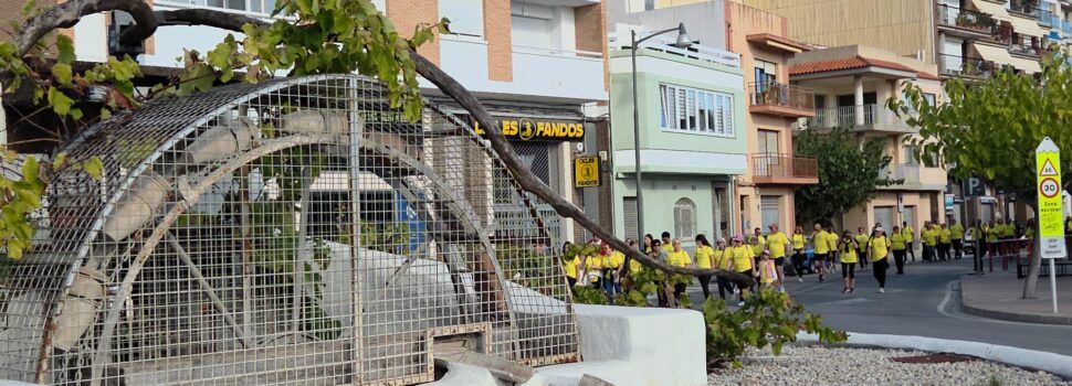 Uns 700 participants en la la quarta edició de ‘Vinaròs en marxa contra el càncer’