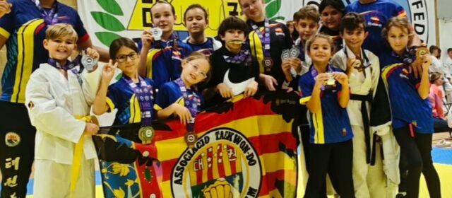El Club Taekwon-Do ITF Benicassim i el Club Maestrazgo brillen amb llum pròpia en el prestigiós UK *Open 2026″