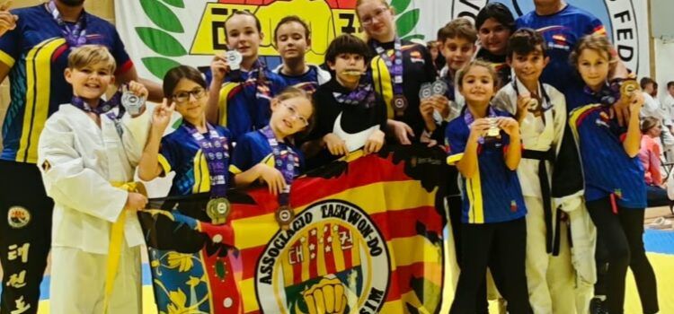 El Club Taekwon-Do ITF Benicassim i el Club Maestrazgo brillen amb llum pròpia en el prestigiós UK *Open 2026″