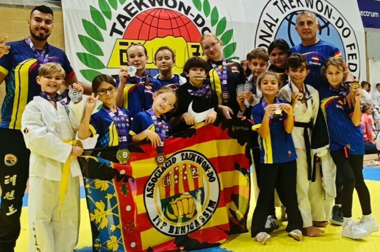 El Club Taekwon-Do ITF Benicassim i el Club Maestrazgo brillen amb llum pròpia en el prestigiós UK *Open 2026″