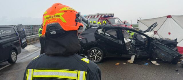 Un fallecido en accidente en Vinaròs entre un turismo y un camión de transporte de hidrocarburos
