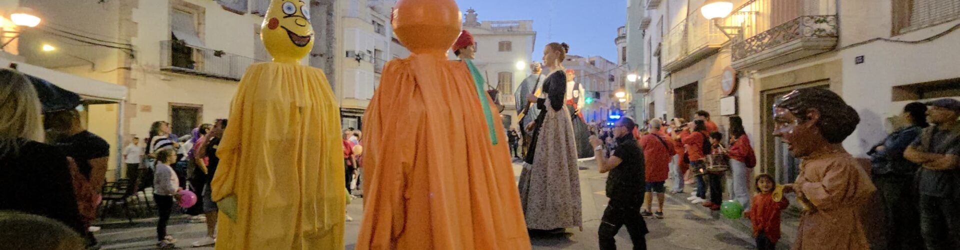 Festes del Remei a Alcanar, amb participació dels nanos i gegants vinarossencs