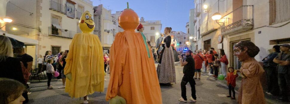 Festes del Remei a Alcanar, amb participació dels nanos i gegants vinarossencs