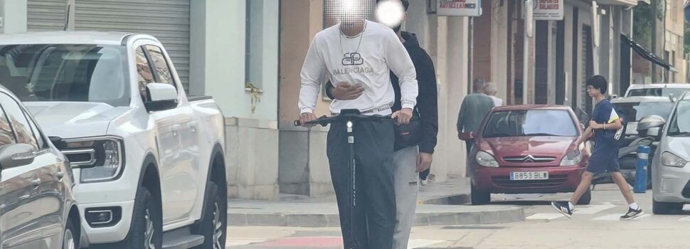 Benigazlum tot per Benicarló denuncia el “descontrol” en l’ús dels patinets a Benicarló
