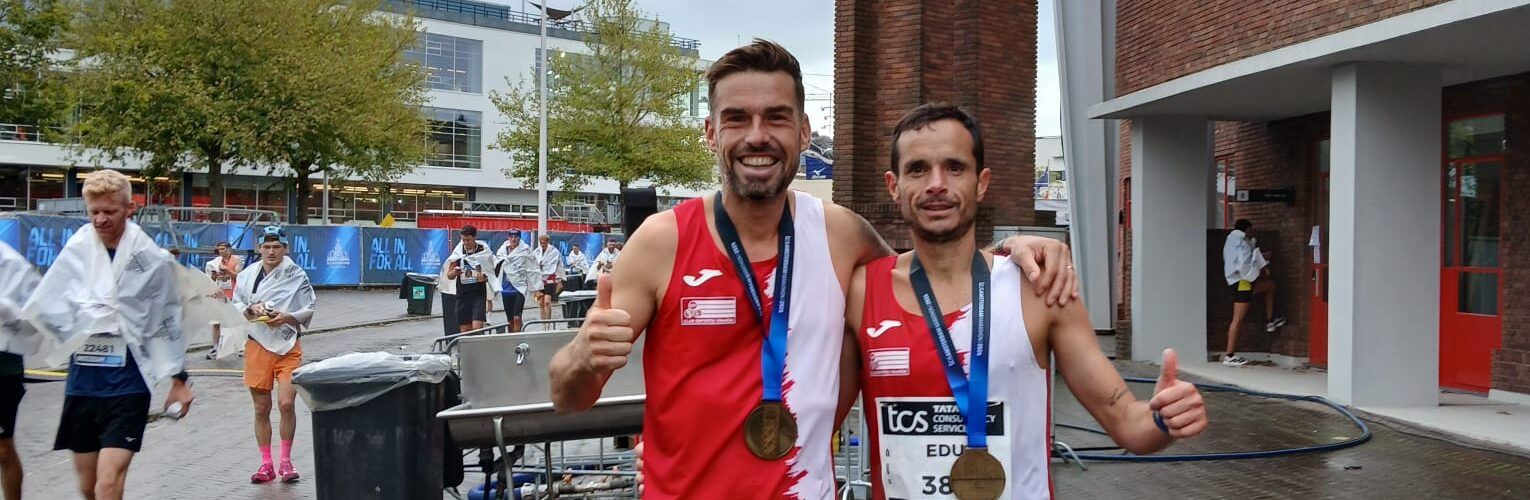 Vinaròs felicita Edu Pla i Jahvé Fernández pels extraordinaris resultats aconseguits a la Marató d’Amsterdam 2026