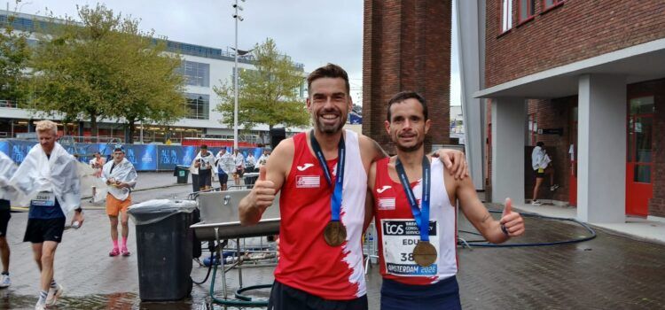 Vinaròs felicita Edu Pla i Jahvé Fernández pels extraordinaris resultats aconseguits a la Marató d’Amsterdam 2026