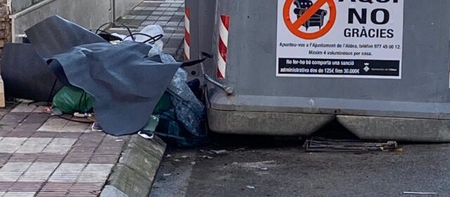 L’Ajuntament de l’Aldea ja ha imposat 30 sancions per abocaments incívics fora de les illes de contenidors